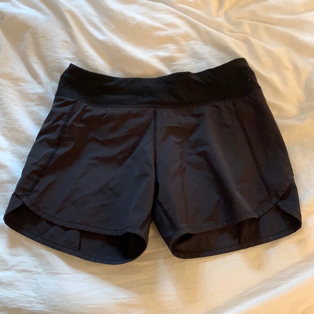 IVIVVA girls black running shorts